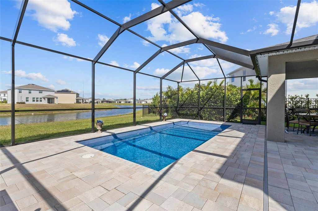 Image 33 of property listing at 3830 LIVELY CORAL PLACE, Bradenton, FL 34208