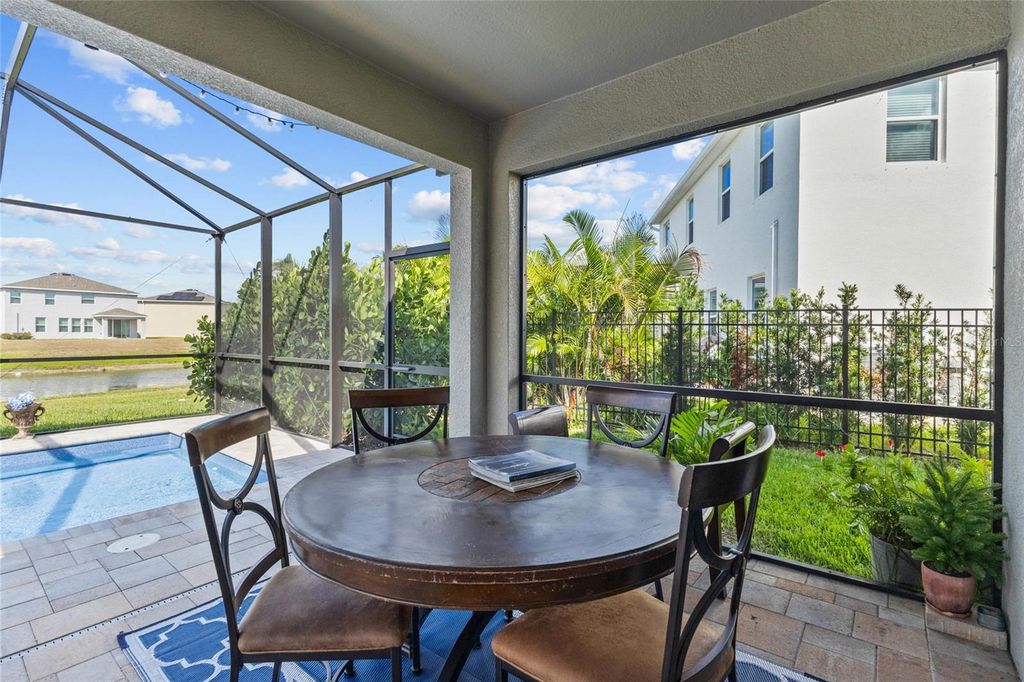 Image 37 of property listing at 3830 LIVELY CORAL PLACE, Bradenton, FL 34208