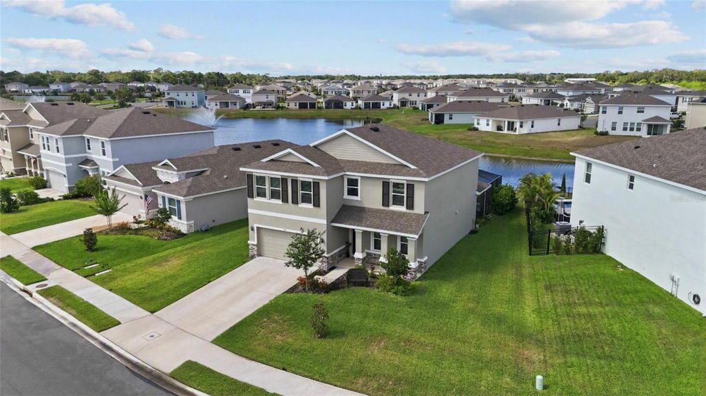 Image 44 of property listing at 3830 LIVELY CORAL PLACE, Bradenton, FL 34208