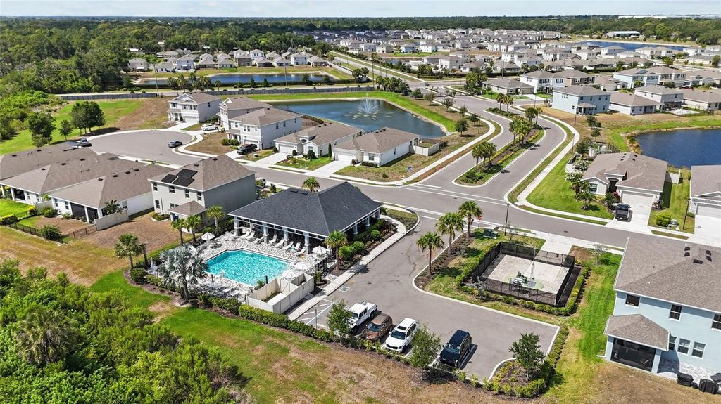 Image 49 of property listing at 3830 LIVELY CORAL PLACE, Bradenton, FL 34208