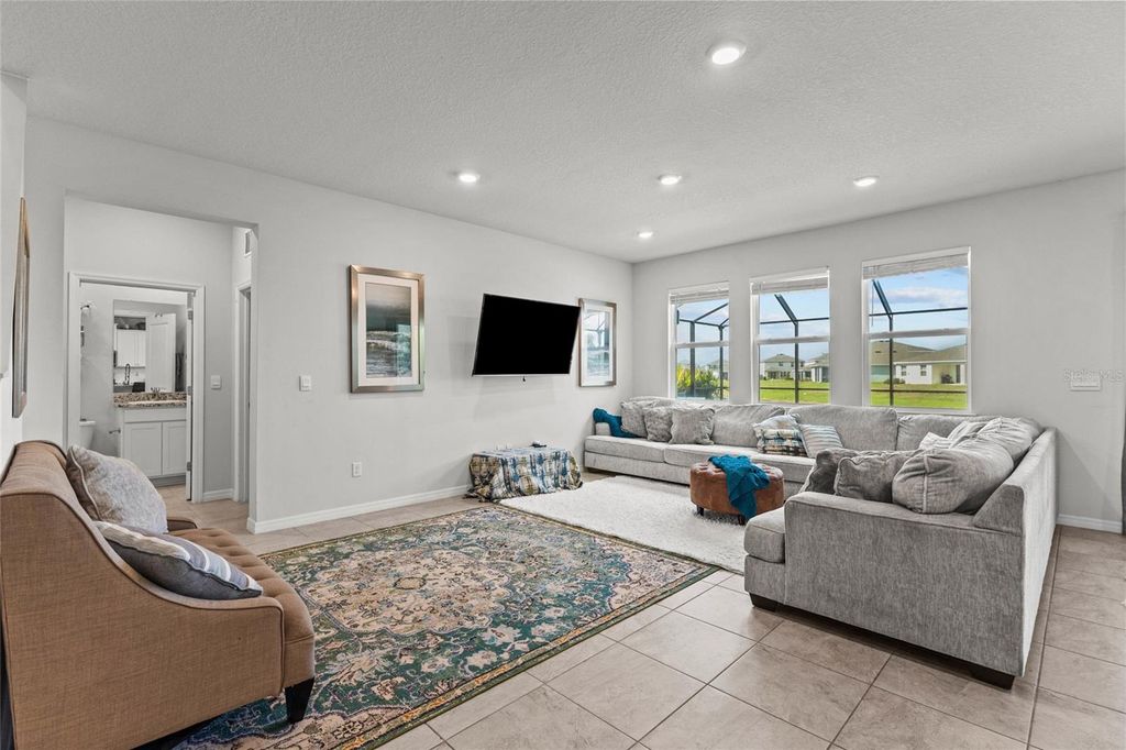 Image 6 of property listing at 3830 LIVELY CORAL PLACE, Bradenton, FL 34208