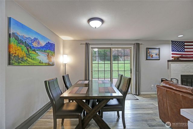 2180 Westwood Place, Oak Harbor, WA 98277