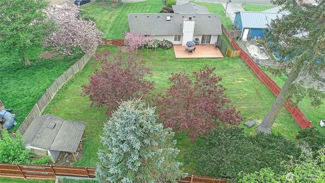 2180 Westwood Place, Oak Harbor, WA 98277