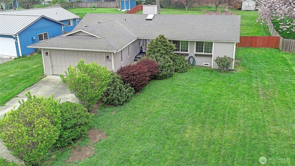 2180 Westwood Place, Oak Harbor, WA 98277