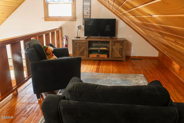 601 Whites School Road, Sevierville, TN 37876