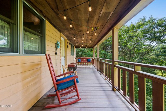 601 Whites School Road, Sevierville, TN 37876
