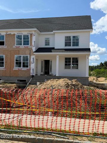 6 Holden Square, Lakewood, NJ 08701