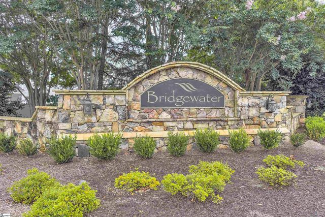 362 Bridge Crossing Drive, Simpsonville, SC 29681