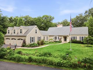 N6641 Woodfield LANE, Lake Mills, WI 53551