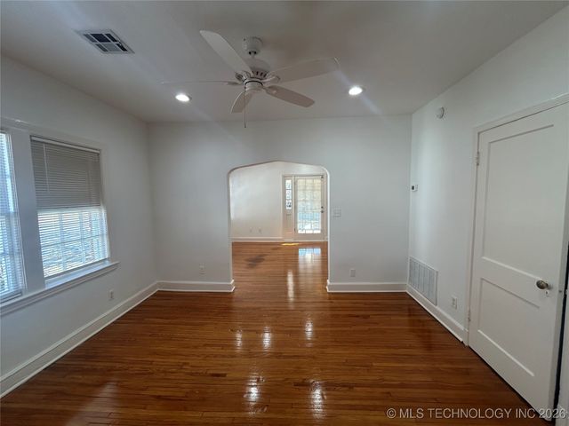 1610 S Quaker Avenue 3, Tulsa, OK 74120