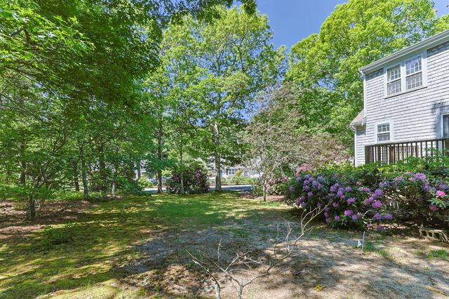 114 King Arthur Drive, Osterville, MA 02655