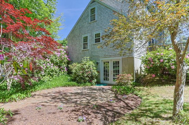 114 King Arthur Drive, Osterville, MA 02655