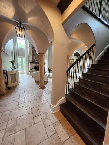 11 La Scala Court, Little Rock, AR 72212