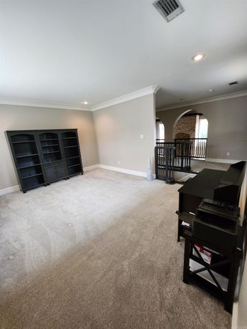11 La Scala Court, Little Rock, AR 72212