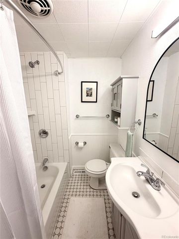 1040 S Kearney Street, Denver, CO 80224