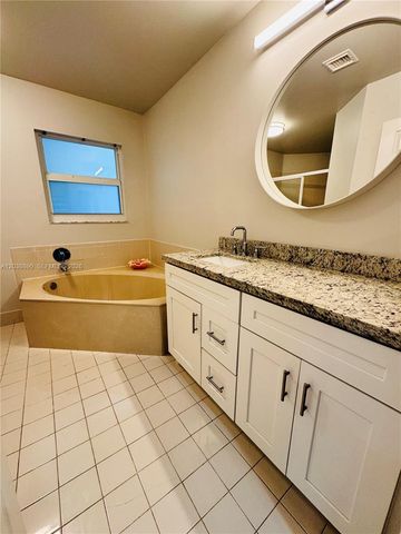 1480 Sweetbay Way, Hollywood, FL 33019