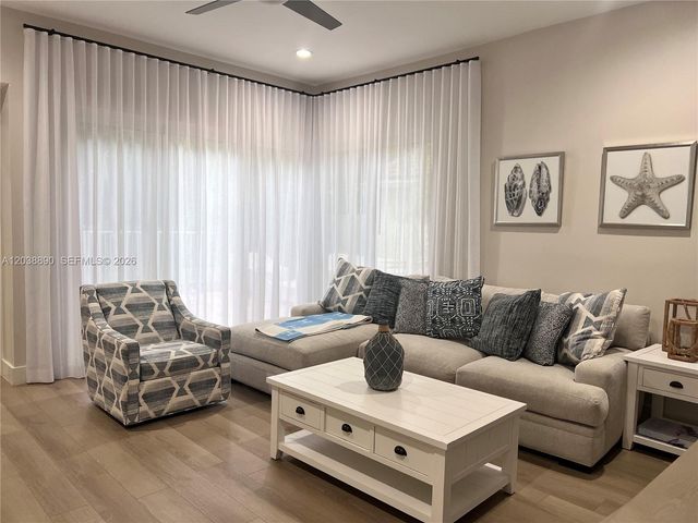 1480 Sweetbay Way, Hollywood, FL 33019