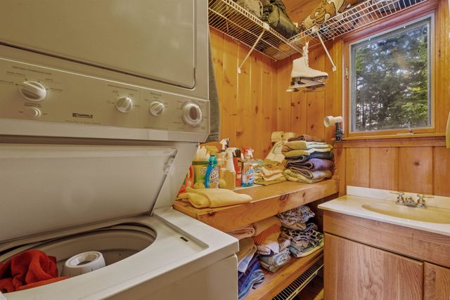 2 Little Badger Island, Moultonborough, NH 03254