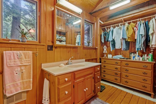 2 Little Badger Island, Moultonborough, NH 03254