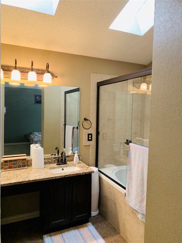 1848 Sonnet Drive, Grapevine, TX 76051