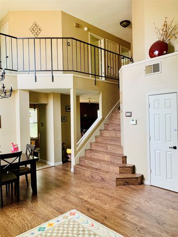 1848 Sonnet Drive, Grapevine, TX 76051