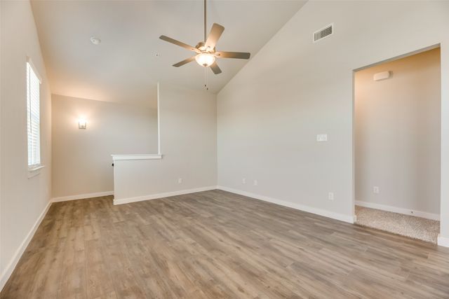 663 Wheatfield Drive, Venus, TX 76084