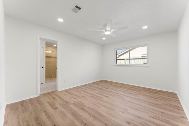 7526 Hablo Drive, Houston, TX 77083