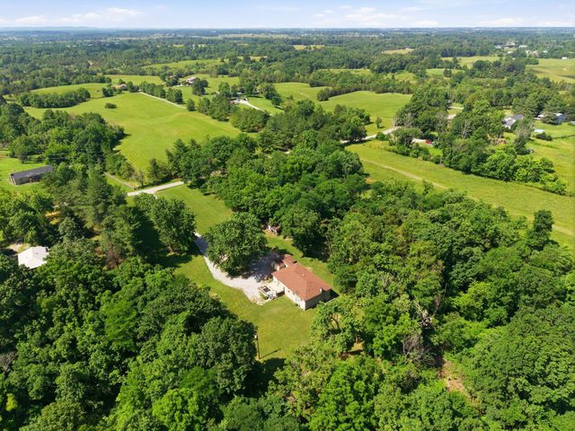 2670 Oakley Wells Road, Richmond, KY 40475