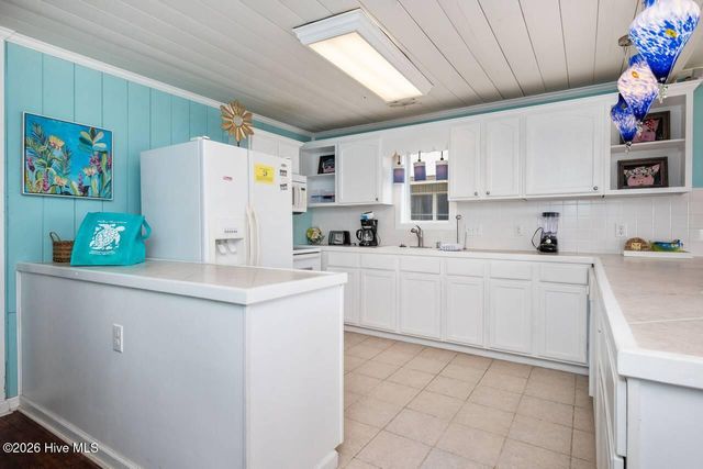 1025 W Beach Drive, Oak Island, NC 28465