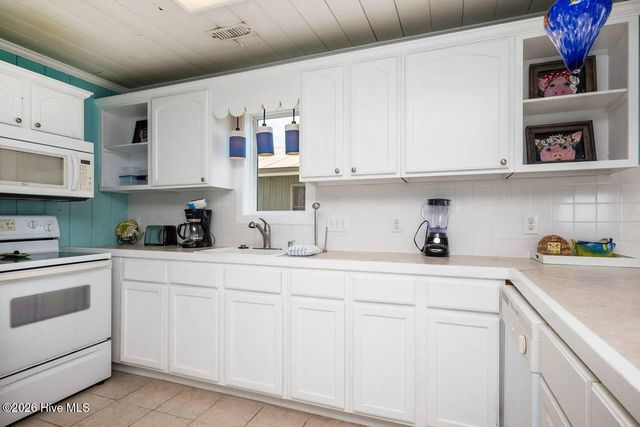 1025 W Beach Drive, Oak Island, NC 28465