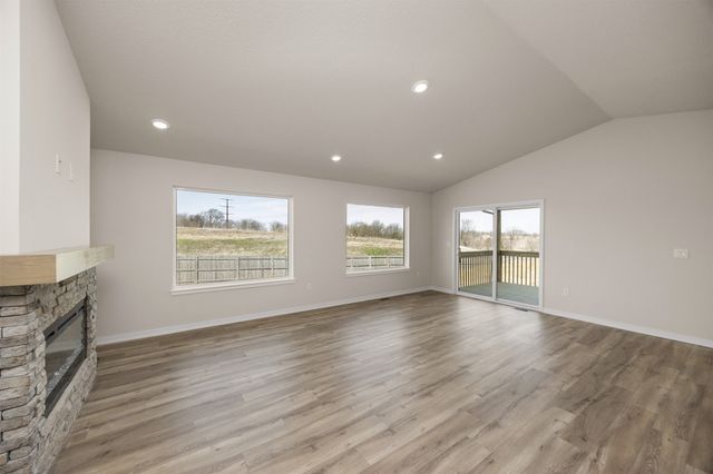 8211 Buckley Court, Johnston, IA 50131