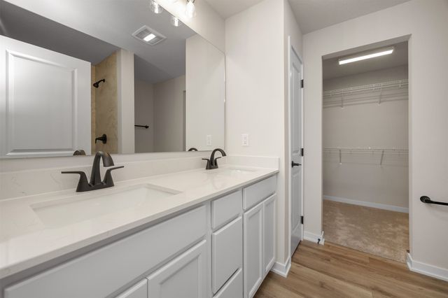 8211 Buckley Court, Johnston, IA 50131