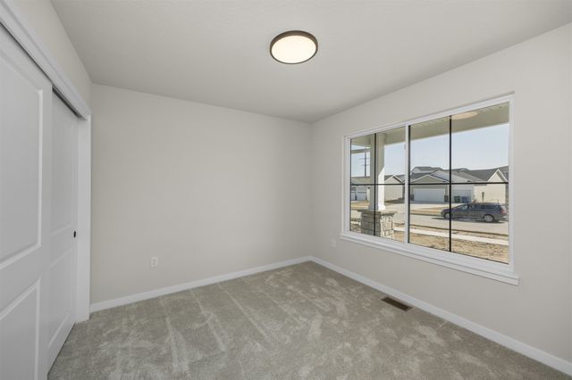 8211 Buckley Court, Johnston, IA 50131