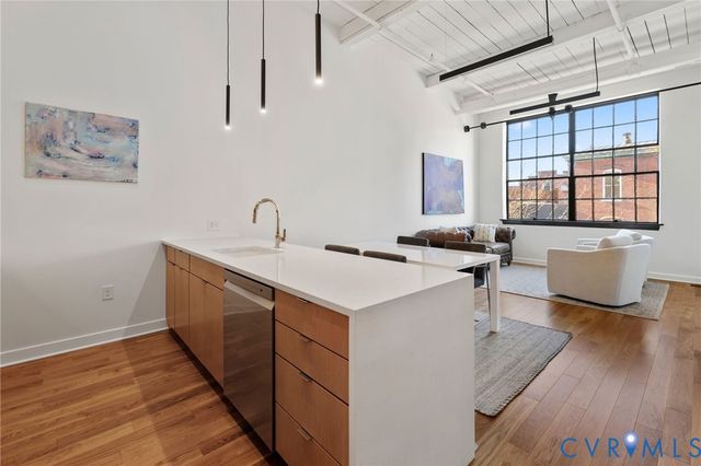 2201 E Main St, Richmond, VA 23223