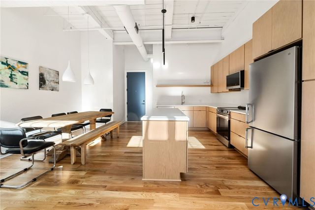 2201 E Main St, Richmond, VA 23223