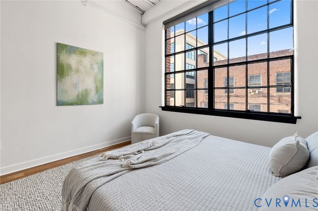 2201 E Main St, Richmond, VA 23223