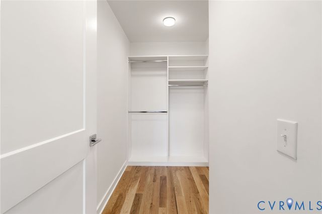 2201 E Main St, Richmond, VA 23223