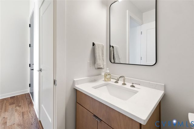 2201 E Main St, Richmond, VA 23223