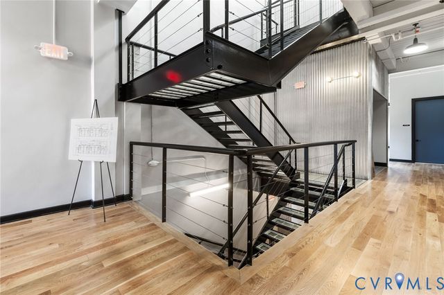 2201 E Main St, Richmond, VA 23223