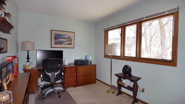 6000 Timberglade Circle, Bloomington, MN 55438