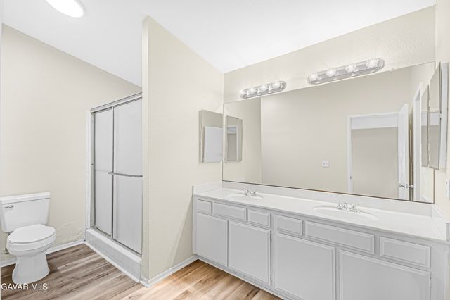 521 W Avenue J14, Lancaster, CA 93534