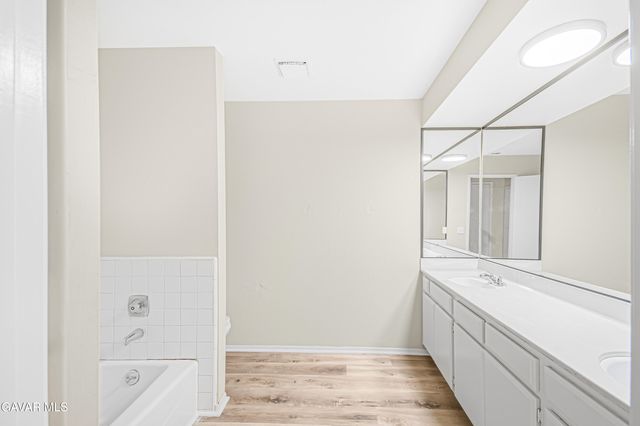 521 W Avenue J14, Lancaster, CA 93534