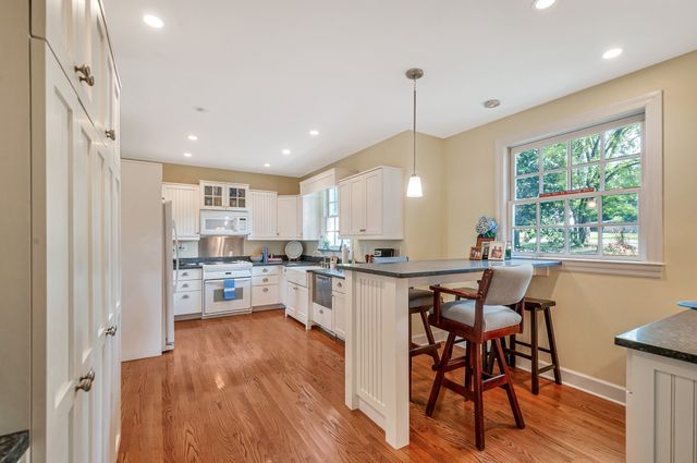1820 Lombardy Ave, Nashville, TN 37215