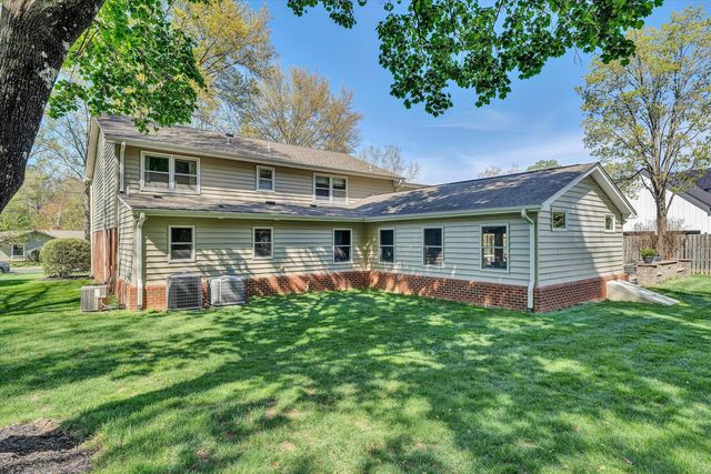 5832 Lakemont DR, Roanoke, VA 24018