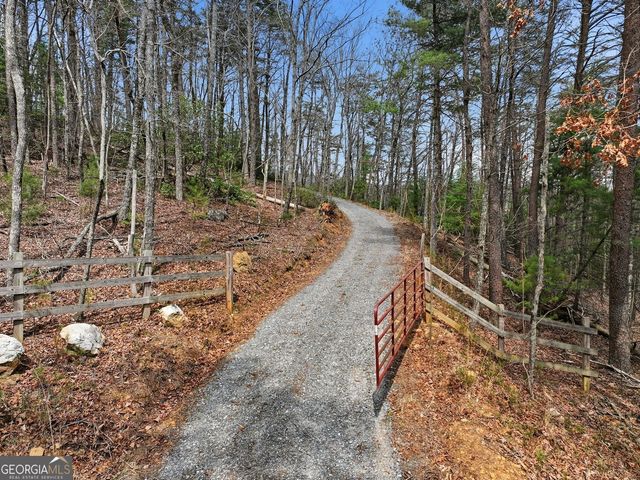 1399 Old Parker Place Road, Ellijay, GA 30536