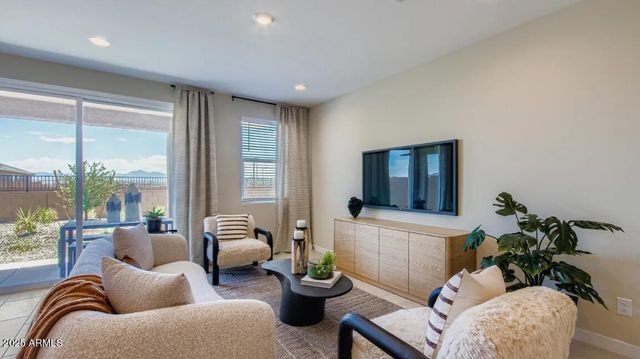 9519 W MULBERRY Drive, Phoenix, AZ 85037