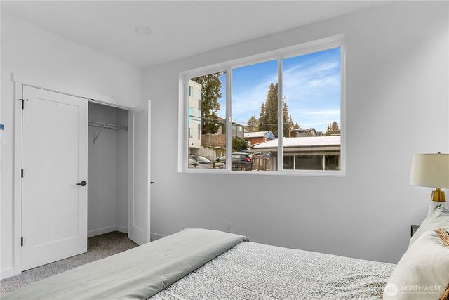 631 W Emerson Street, Seattle, WA 98119