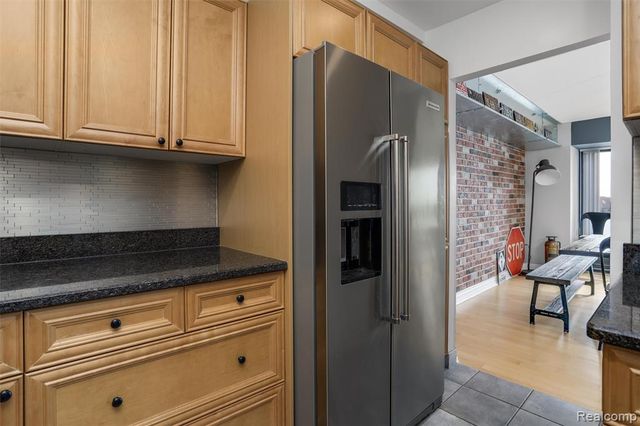 1001 W Jefferson Avenue 11B, Detroit, MI 48226