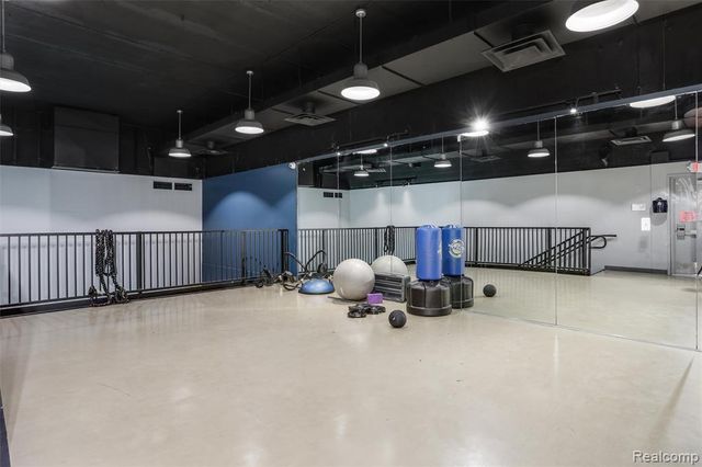 1001 W Jefferson Avenue 11B, Detroit, MI 48226