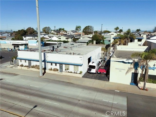 4643 W Rosecrans, Hawthorne, CA 90250